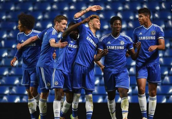 开云·体育官方网站关于从今晨巴塞罗那备战欧超杯到风云突变利物浦今晨伤情更新,拜仁慕尼黑回应争议备战法国杯的信息