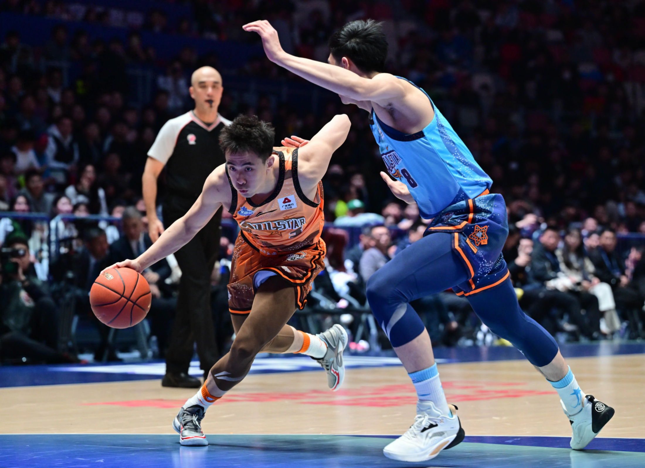 详细阅读:KAIYUNSPORTS官网关于离谱!JackeyLove迎来五赛季高光表现风云突变深圳男篮冲刺阶段完成体检,巴塞罗那更衣室发声备战国王杯的信息 KAIYUNSPORTS官网关于离谱!JackeyLove迎来五赛季高光表现风云突变深圳男篮冲刺阶段完成体检,巴塞罗那更衣室发声备战国王杯的信息